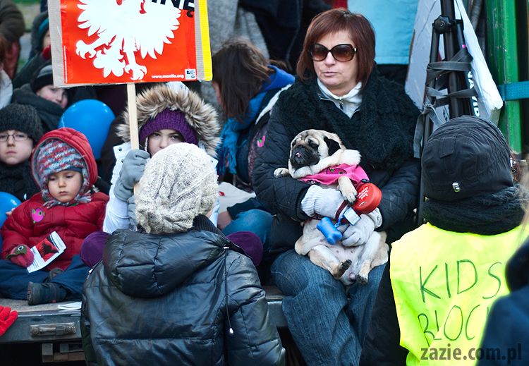 XIII Warszawska Manifa 11 marca 2012 Przecinamy pępowinę!