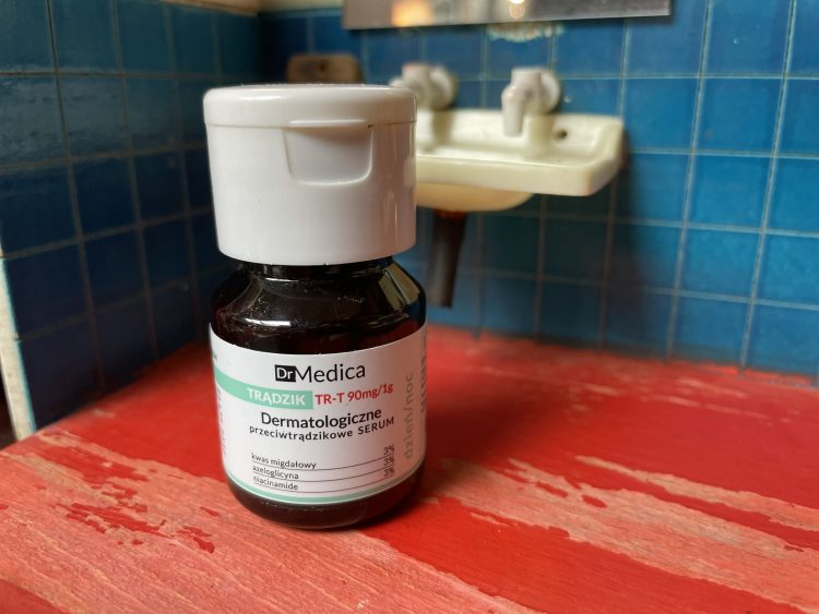skład i opinie BIELENDA Dr Medica Trądzik Dermatologiczne przeciwtrądzikowe serum