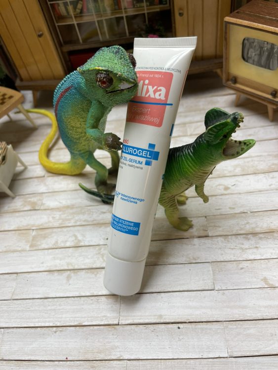 skład i opinie MIXA Hyalurogel Kojący żel-serum do skóry wrażliwej i odwodnionej